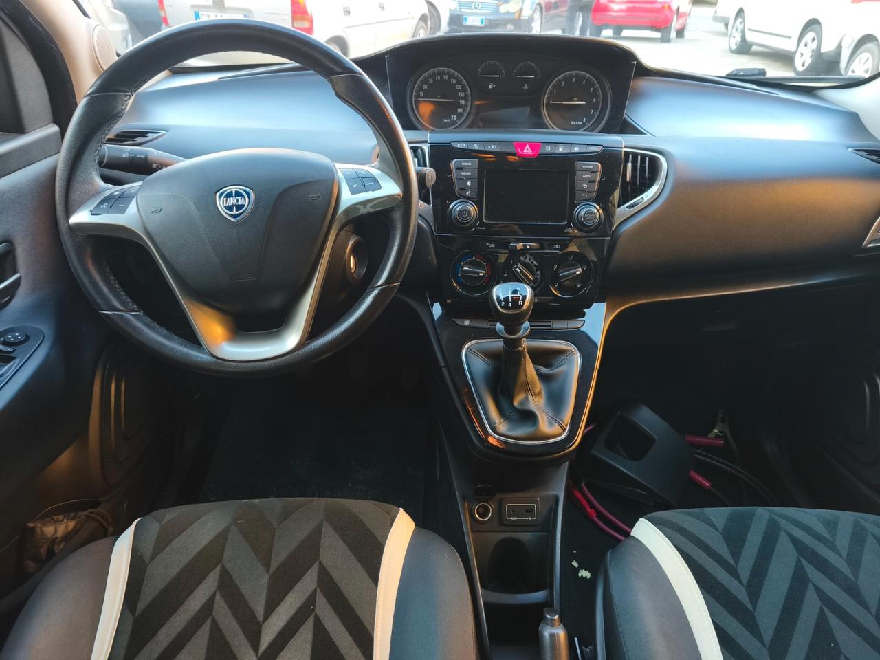 Lancia Ypsilon 1.2 GPL 69 CV 5 porte Ecochic