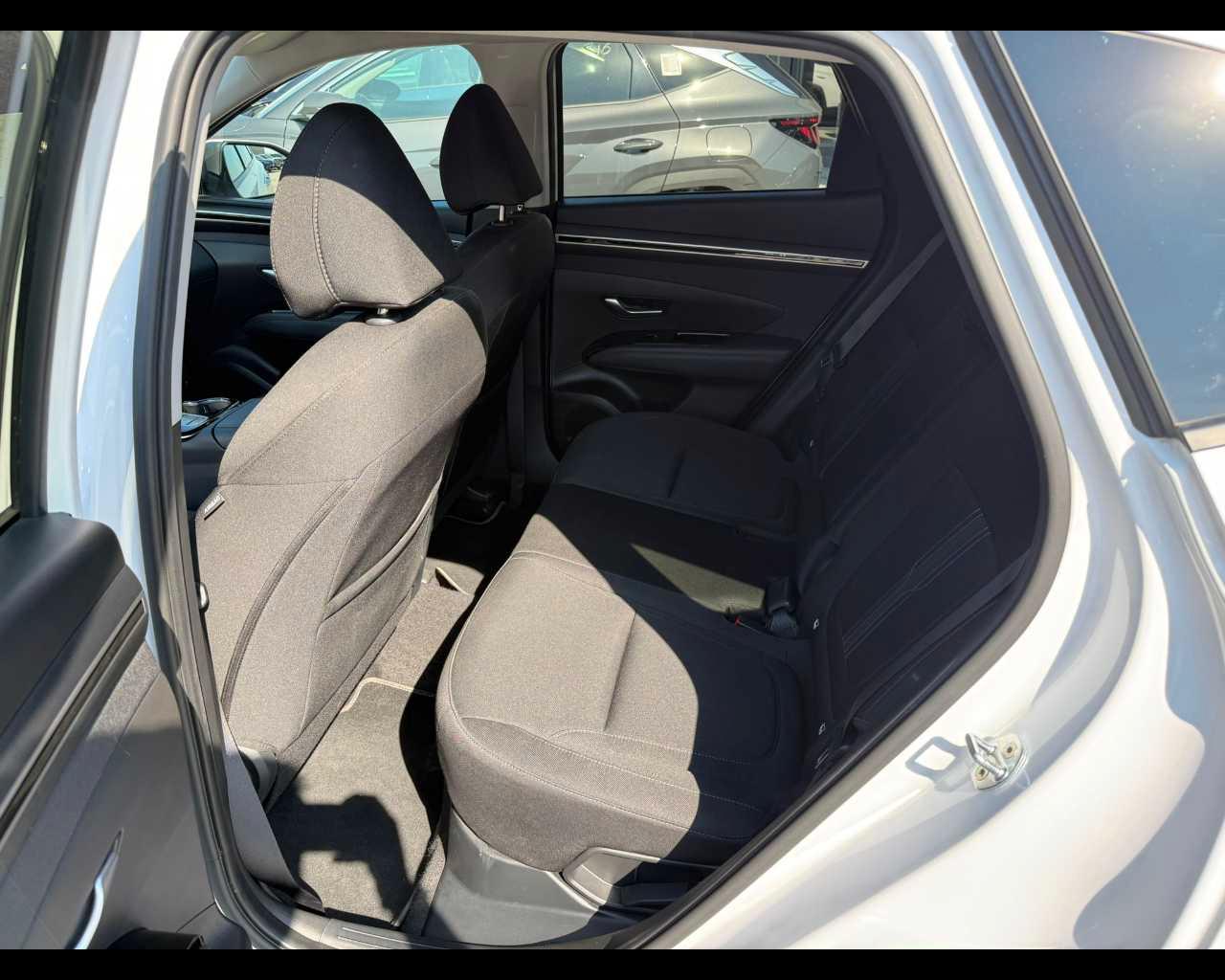 HYUNDAI Tucson 1.6 hev Xline