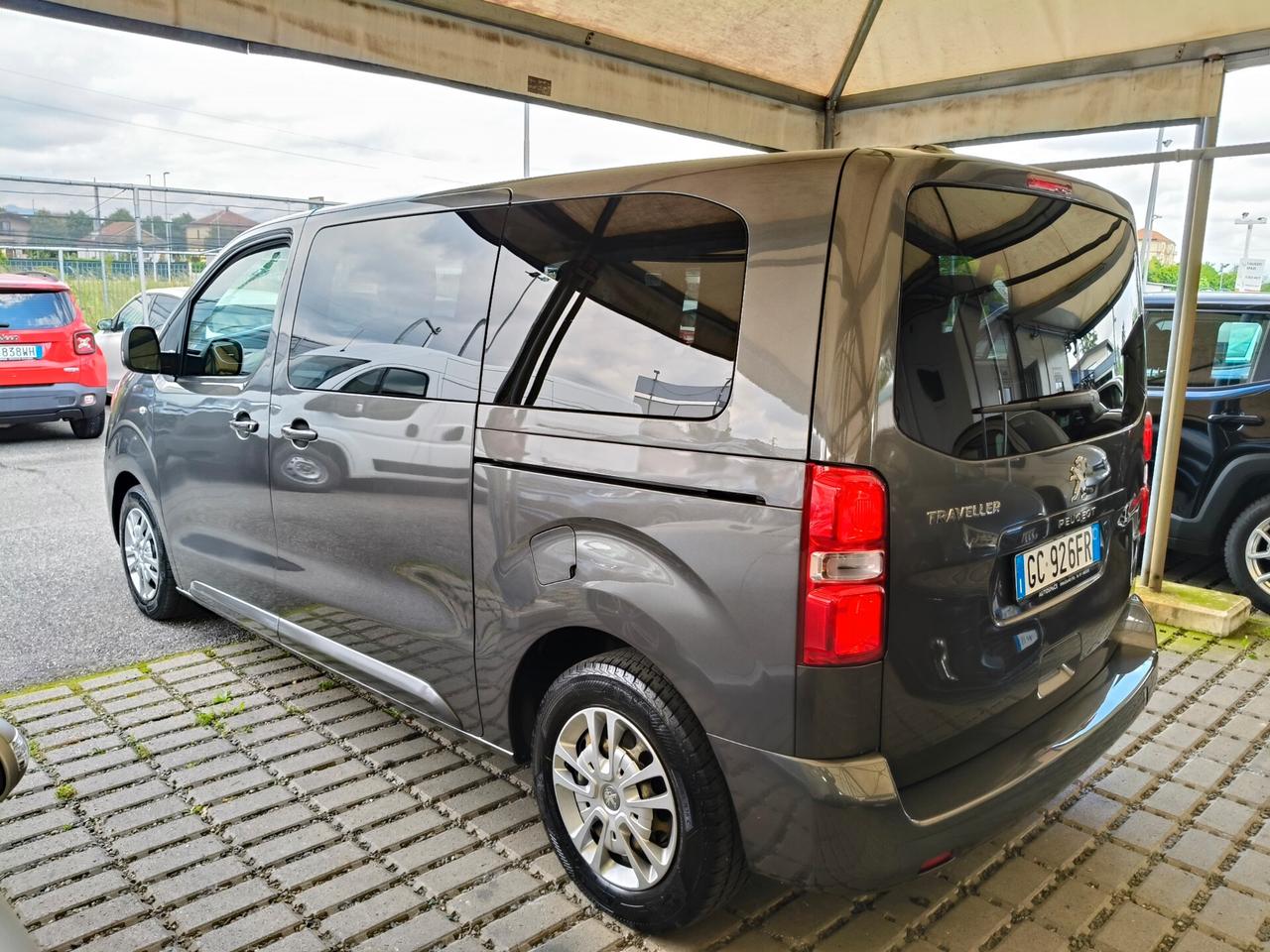 Peugeot Traveller BlueHDi 100 S&S Standard Business