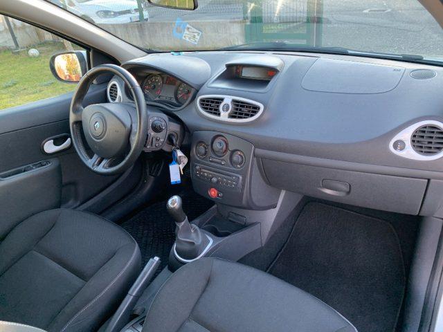 RENAULT Clio 1.2 16V 3 porte Live!