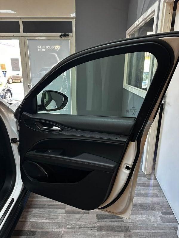 Alfa Romeo Stelvio Stelvio 2.2 t Super Business Q4 190cv auto PREZZO VERO