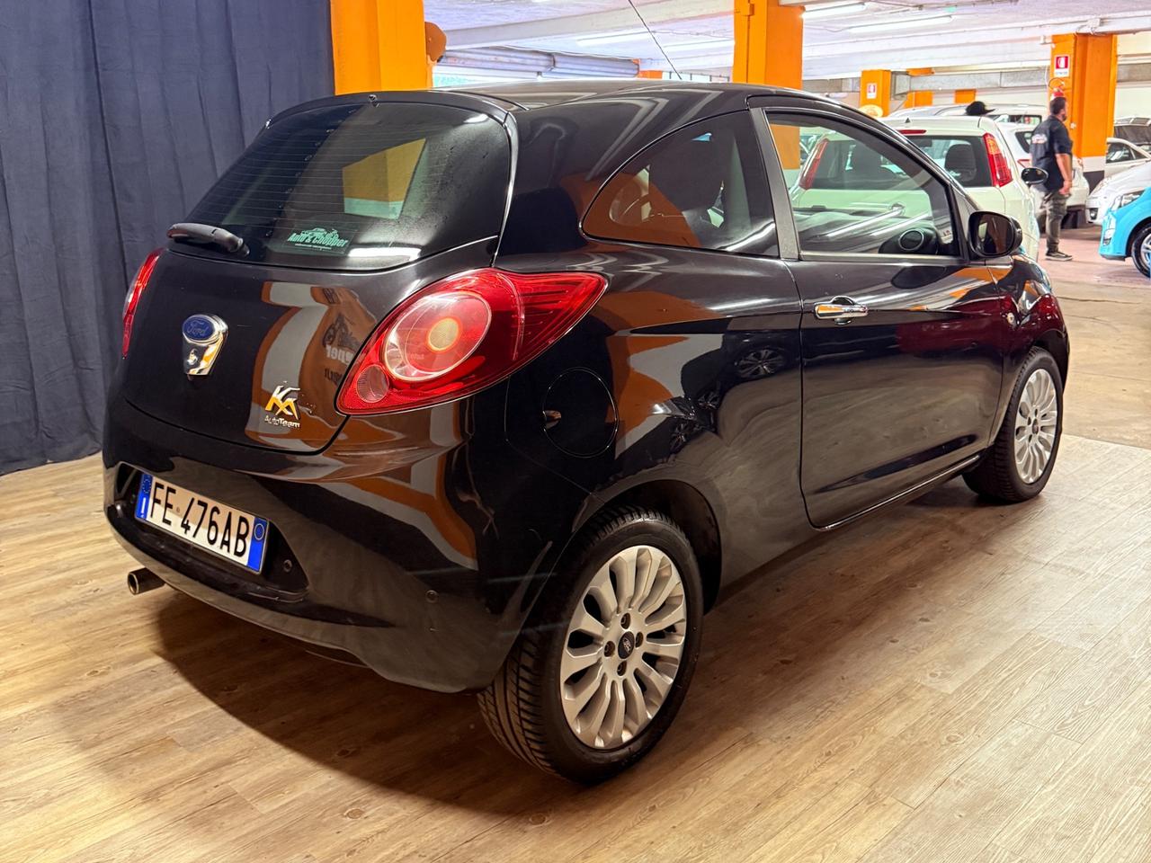 STUPENDA FORD KA CON SOLI 43.580 KM