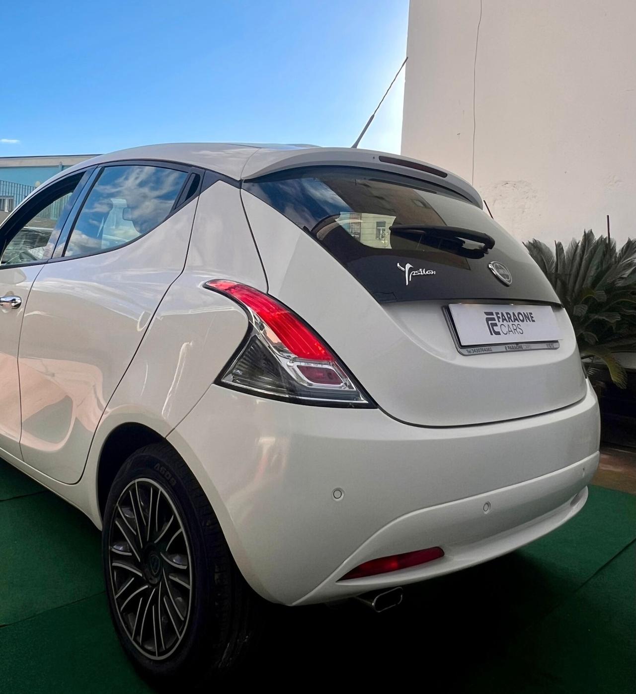Lancia Ypsilon 1.2 69 CV 5 porte Gold
