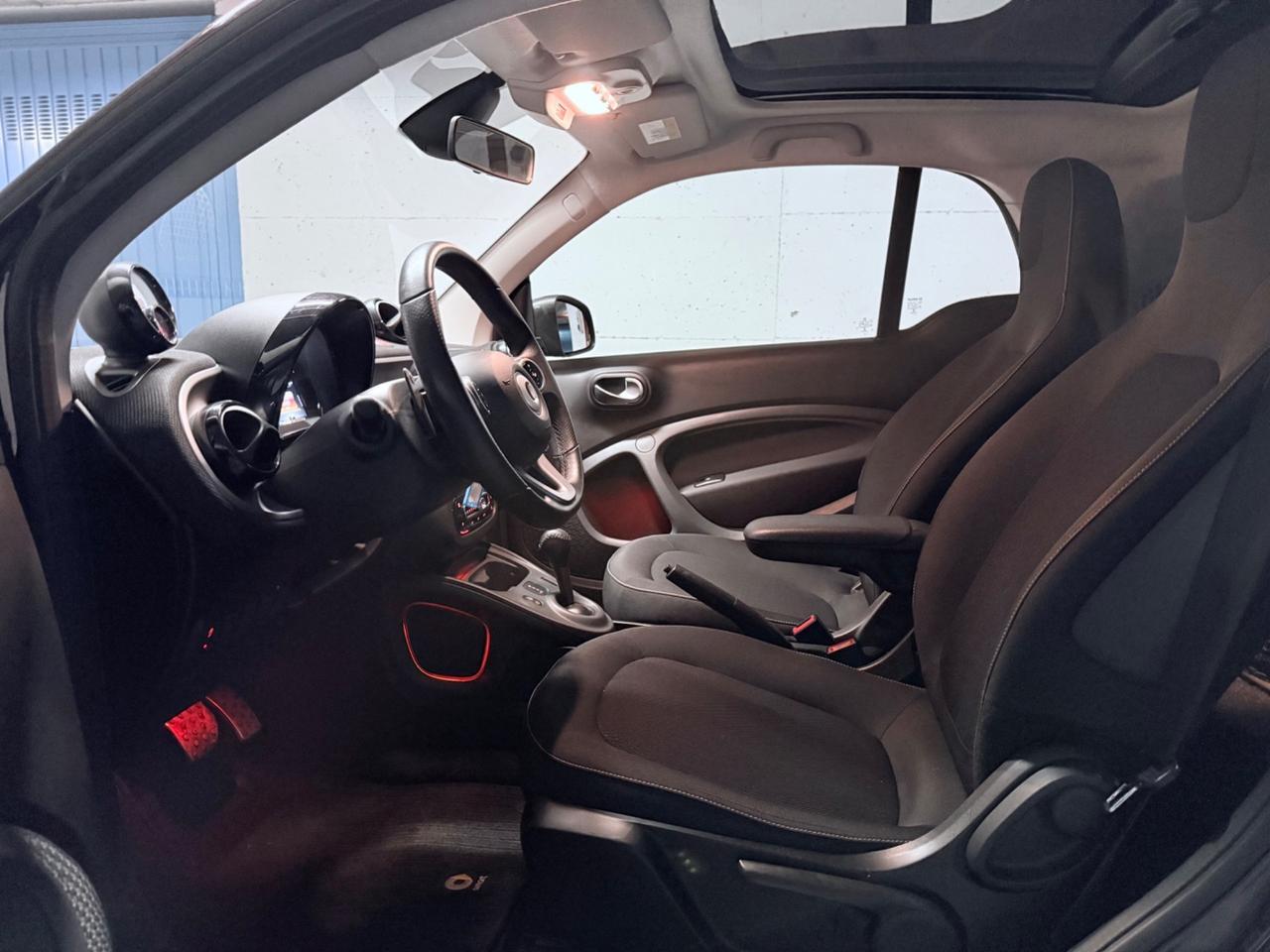 Smart ForTwo Superpassion LED NAVI RETROCAMERA