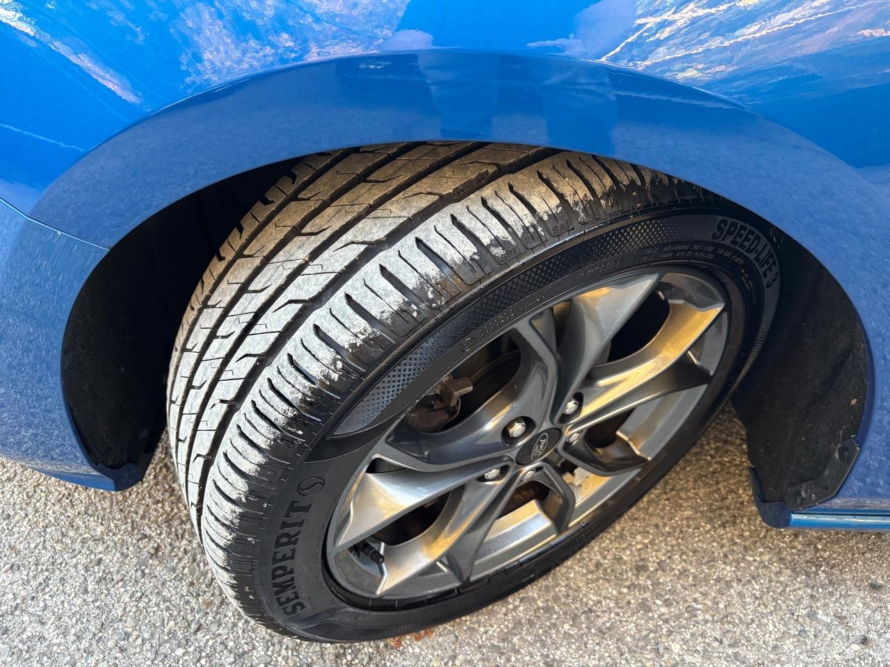 Ford Focus 1.5 tdci 120 CV automatica 5p. ST-Line