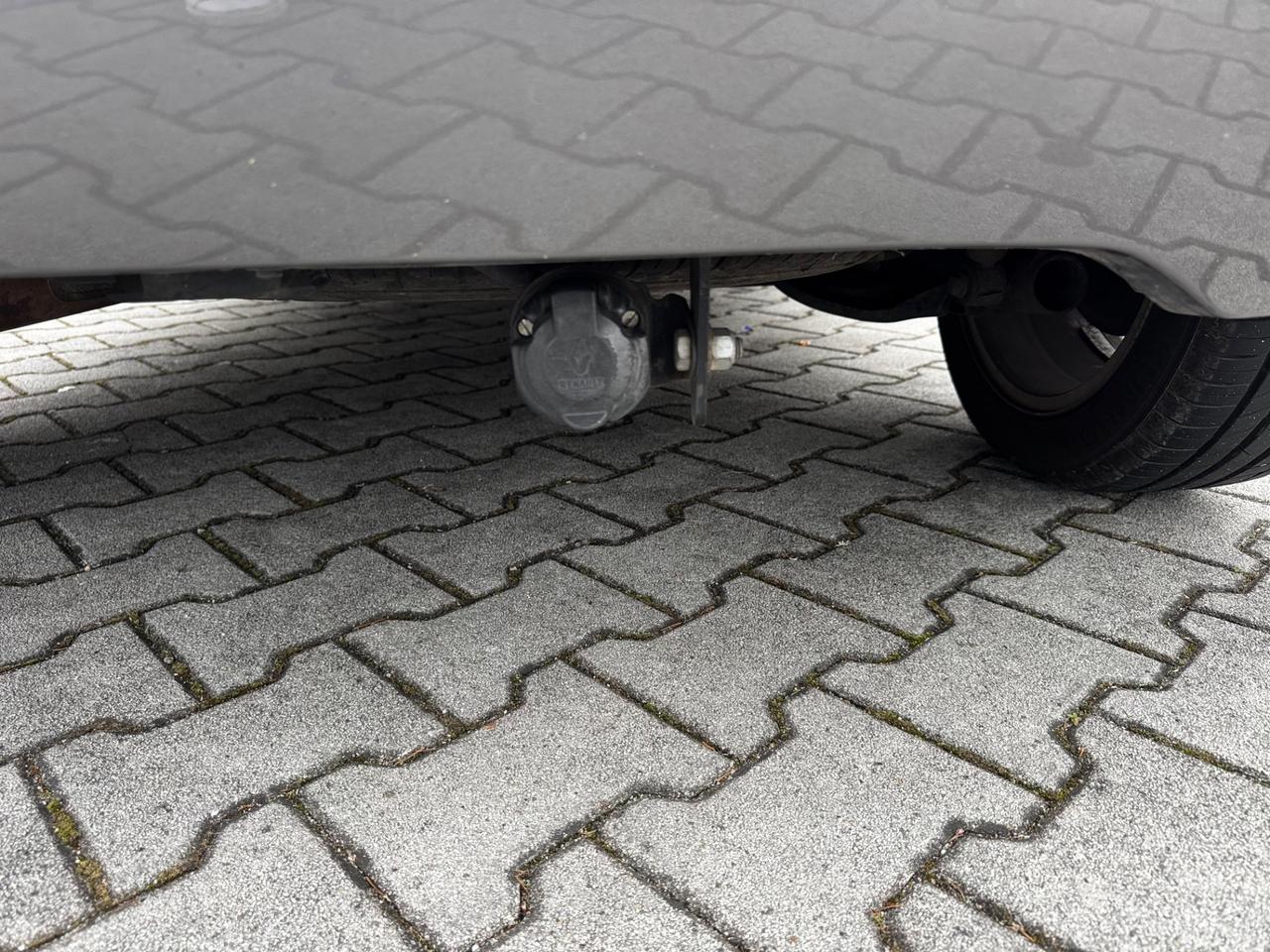 Renault Clio 1.5 dCi 85CV 5 porte con GANCIO TRAINO