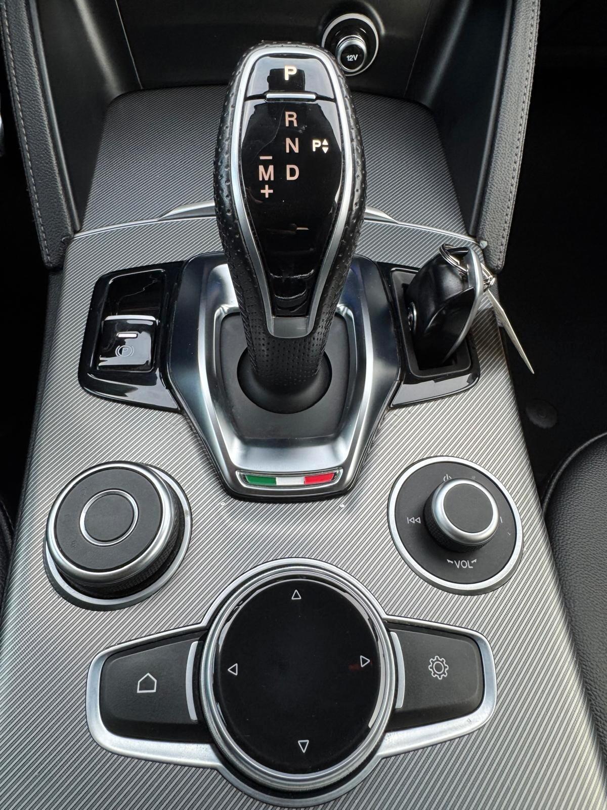 Alfa Romeo Stelvio 2.2 Turbodiesel 190 CV AT8 Q4 Sprint