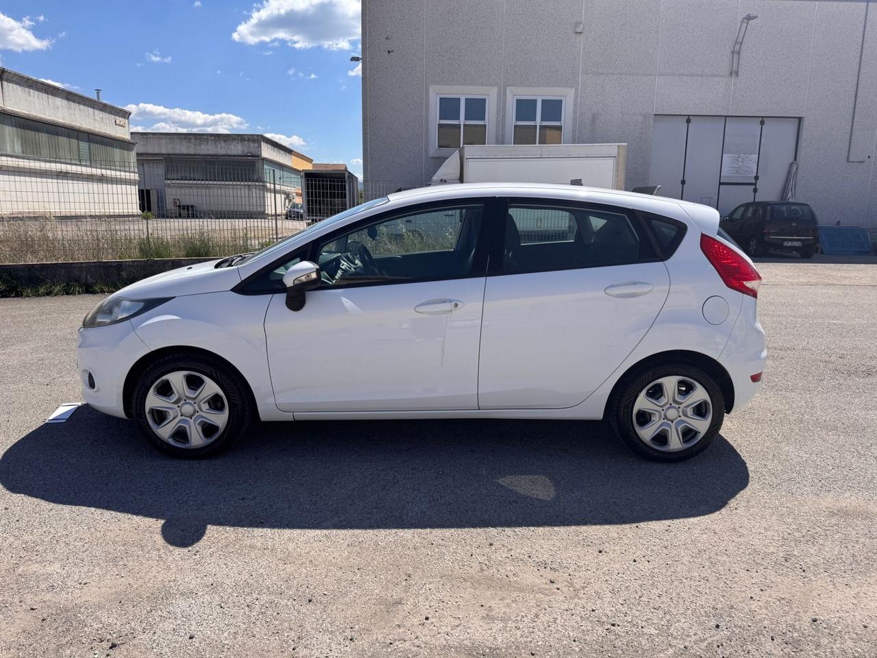 Ford Fiesta 1.2 Titanium 114000 KM GARANZIA 12 MESI