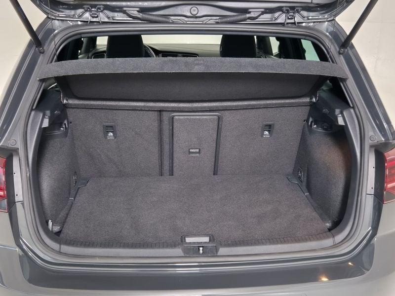 Volkswagen Golf VII 2017 5p Benzina 5p 1.0 tsi Sport 115cv