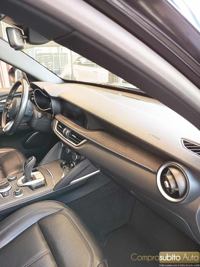 ALFA ROMEO Stelvio 2.2 Turbodiesel 210 CV AT8 Q4 Veloce