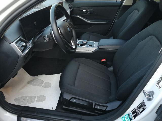 BMW 318 d 48V Touring Business Advantage