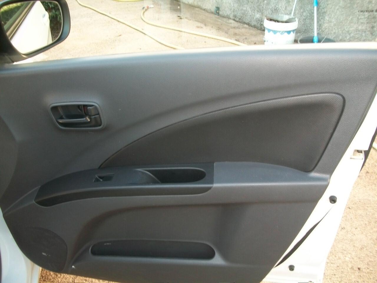 Suzuki Celerio 1.0 Style AUTOMATICA CC 1000 BENZINA SI NEOPATENTATI GARANZIA UN ANNO