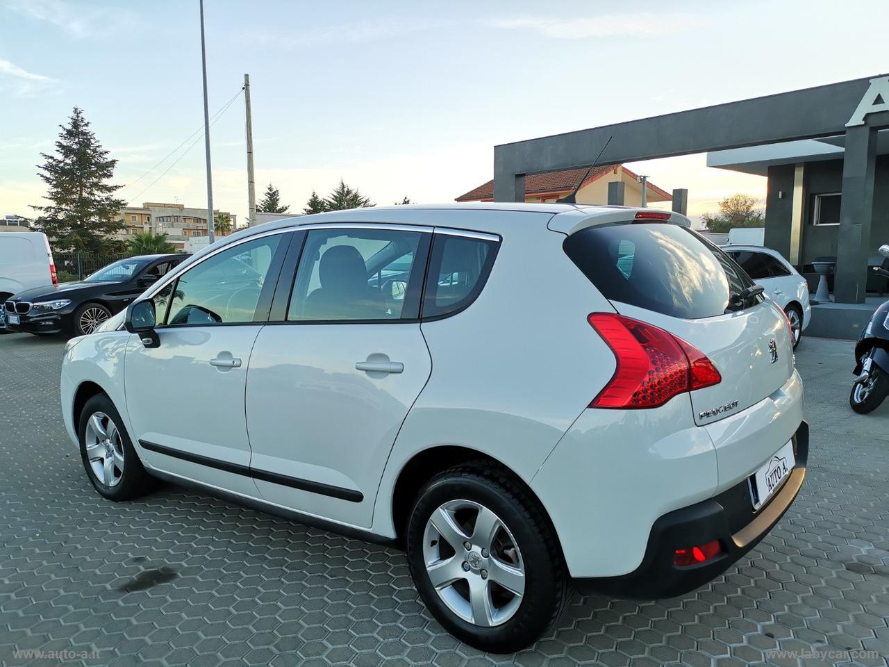PEUGEOT 3008 1.6 HDi 112 CV Business