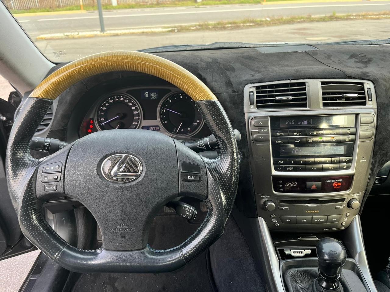 Lexus IS 220d MC Sport