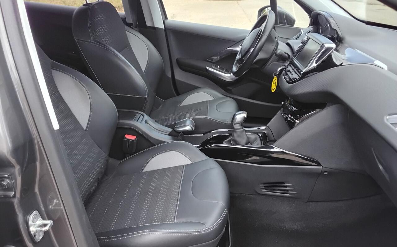 Peugeot 2008 BlueHDi 100 Allure