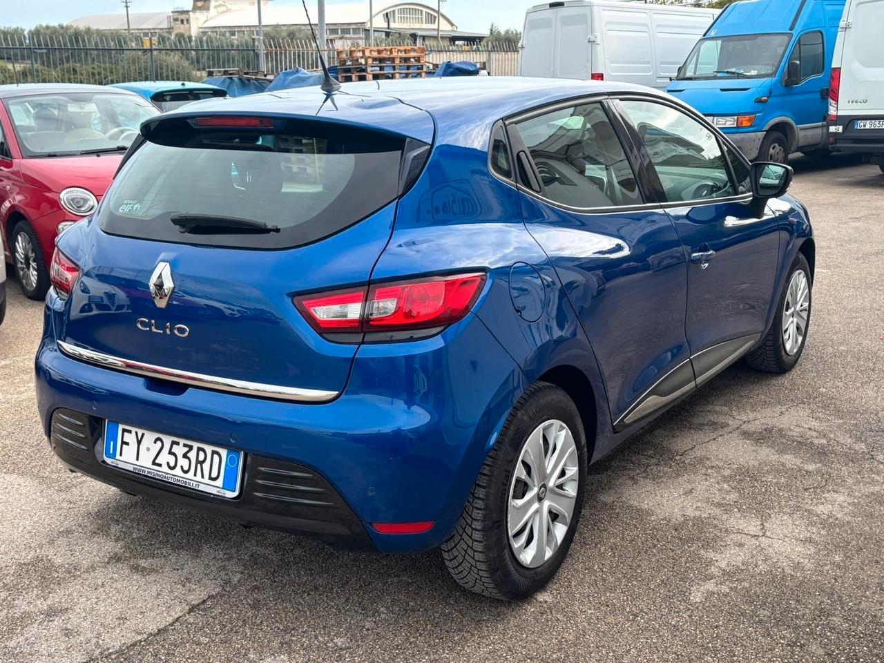 Renault Clio TCe 12V 90 CV 5 porte Moschino