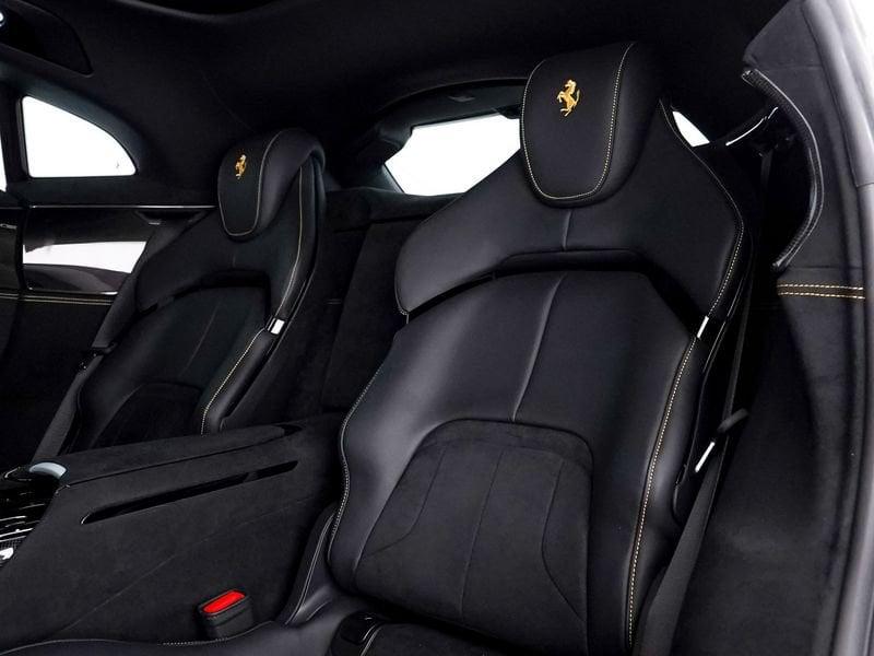 Ferrari Purosangue 6.5 V12 F1 DCT 4WD