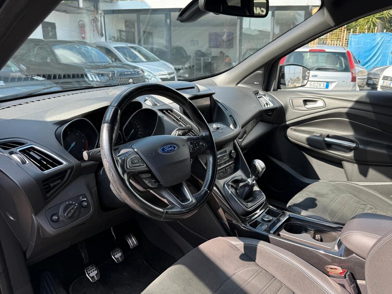 FORD KUGA 2.0 TDCI 150 CV S&S 2WD ST-LINE