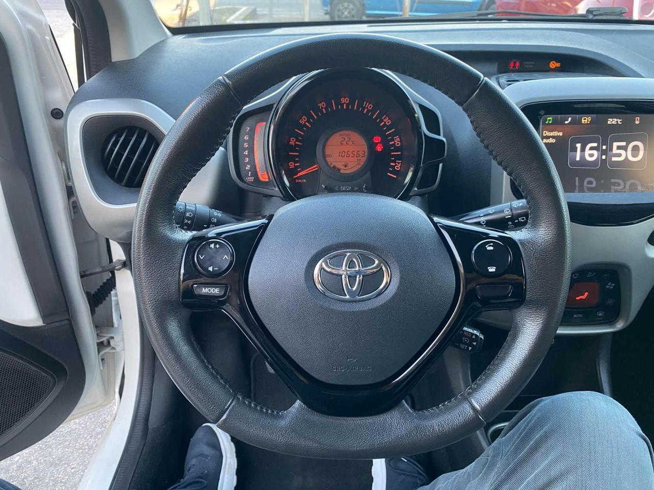 Toyota Aygo 1.0 VVT-i 69 CV 5 p. x-wave Come Nuova