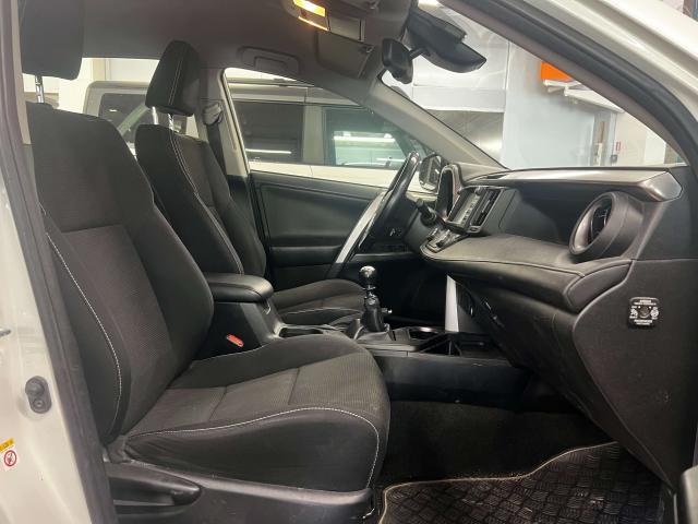 Toyota RAV 4 Rav4 IV Rav4 2.0 d-4d Lounge
