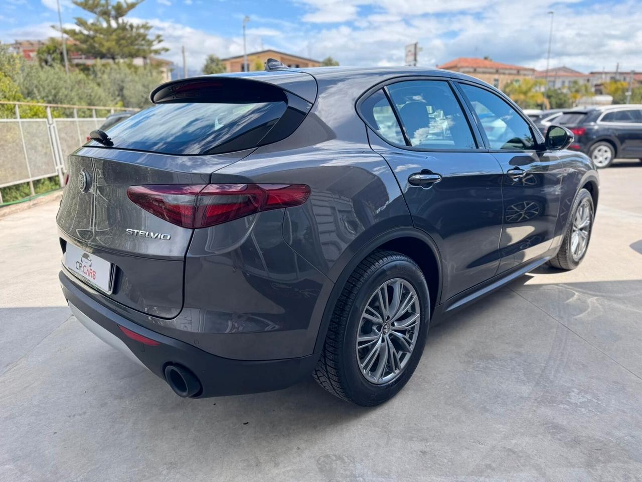 Alfa Romeo Stelvio 2.2 Turbodiesel 190 CV AT8 Q4 Super