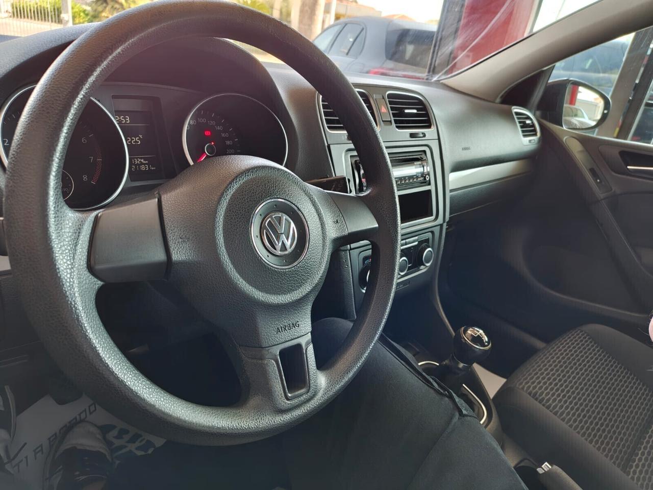 Volkswagen Golf 1.4 5 PORTE METANO
