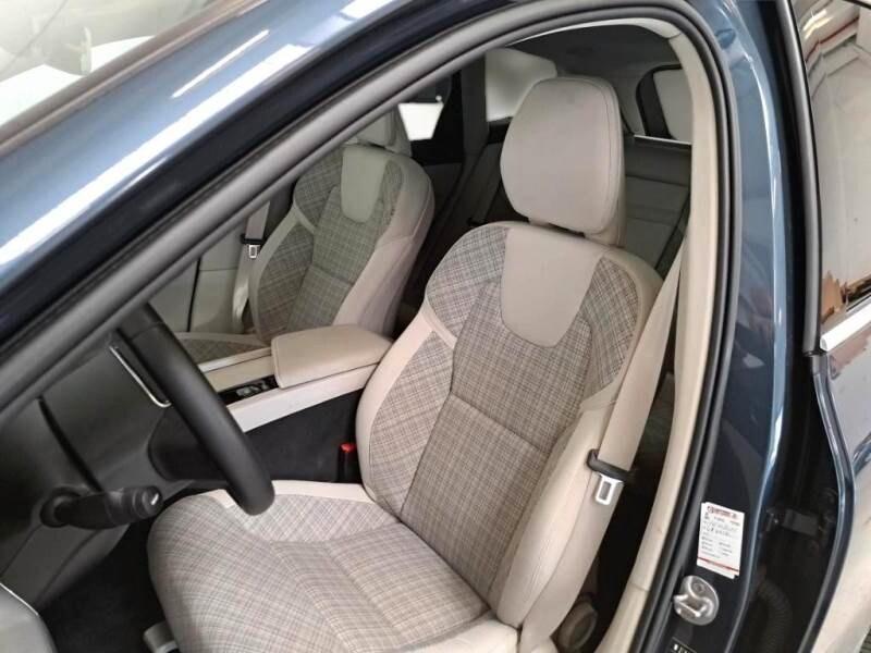 VOLVO XC60 (2017-->) XC60 B4 (d) automatico Core