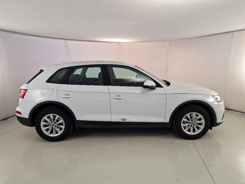 AUDI Q5 35 TDI Business S tronic