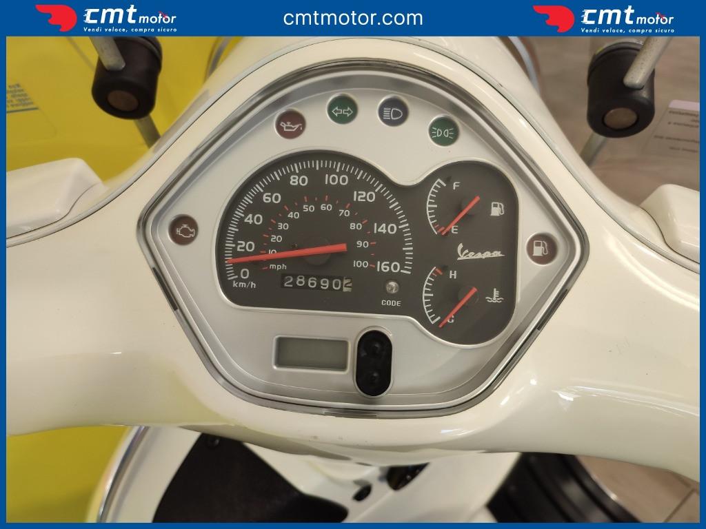 Vespa GTS 300 - 2011