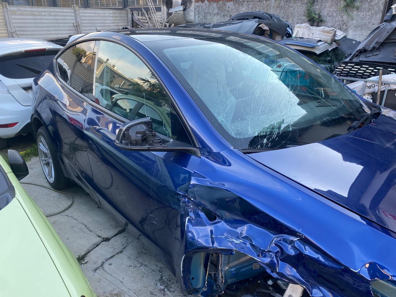 Tesla Model Y RWD