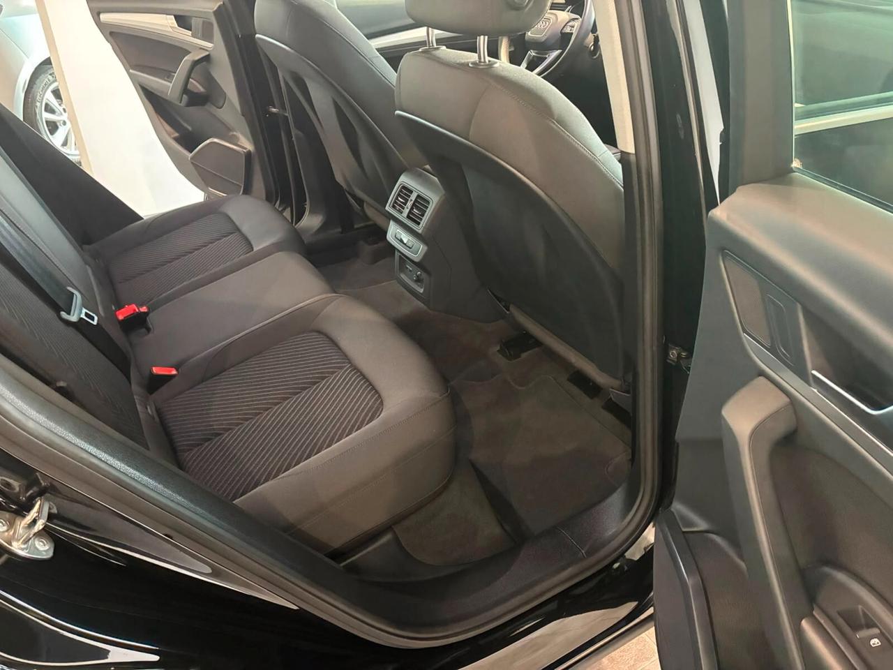 Audi Q5 40 TDI 204 CV quattro S tronic Business Advanced
