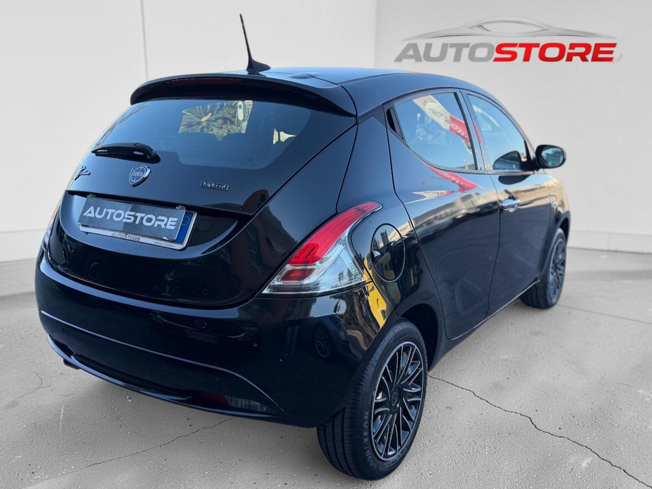Lancia Ypsilon 1.0 FireFly 5 p. Hybrid Gold