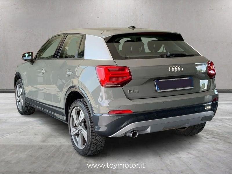 Audi Q2 30 TDI S tronic Identity Black