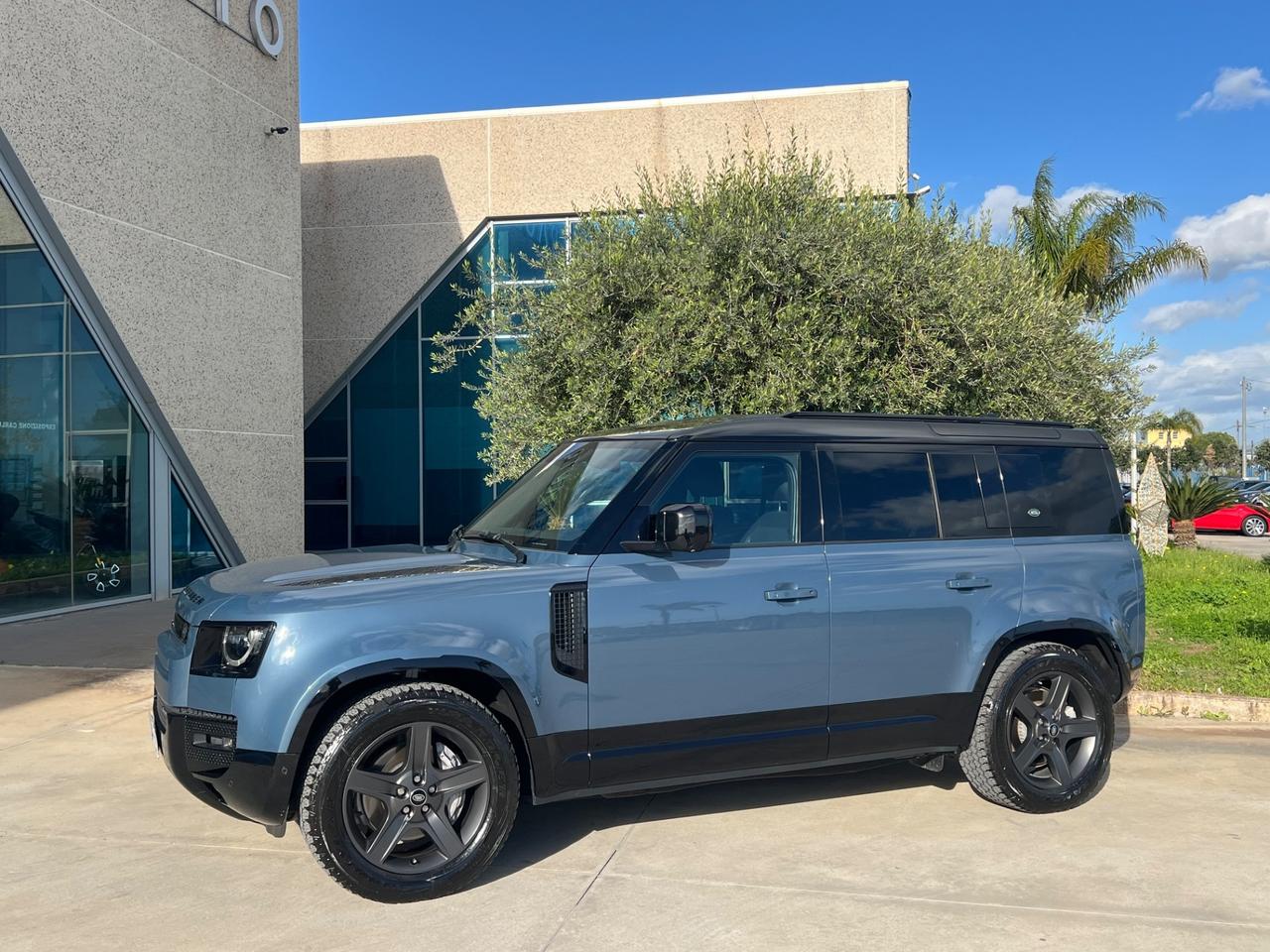 Land Rover Defender 110 3.0D I6 300 CV AWD Auto X-Dynamic SE