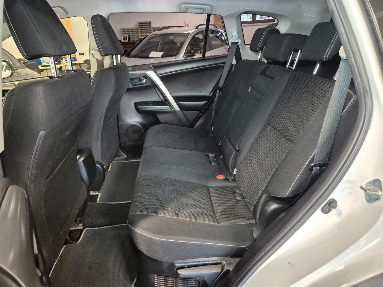 Toyota RAV 4 RAV4 2.5 Hybrid 2WD Active