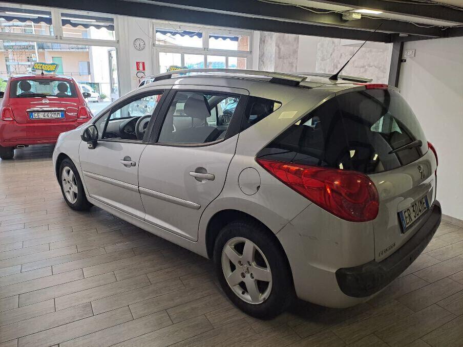 Peugeot 207 1.4 VTi 95CV SW Ciel Allure