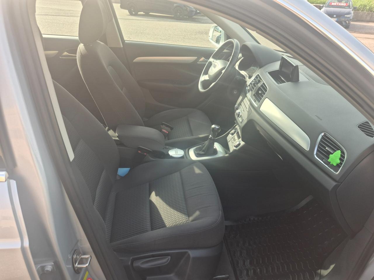 Audi Q3 2.0 TDI Business