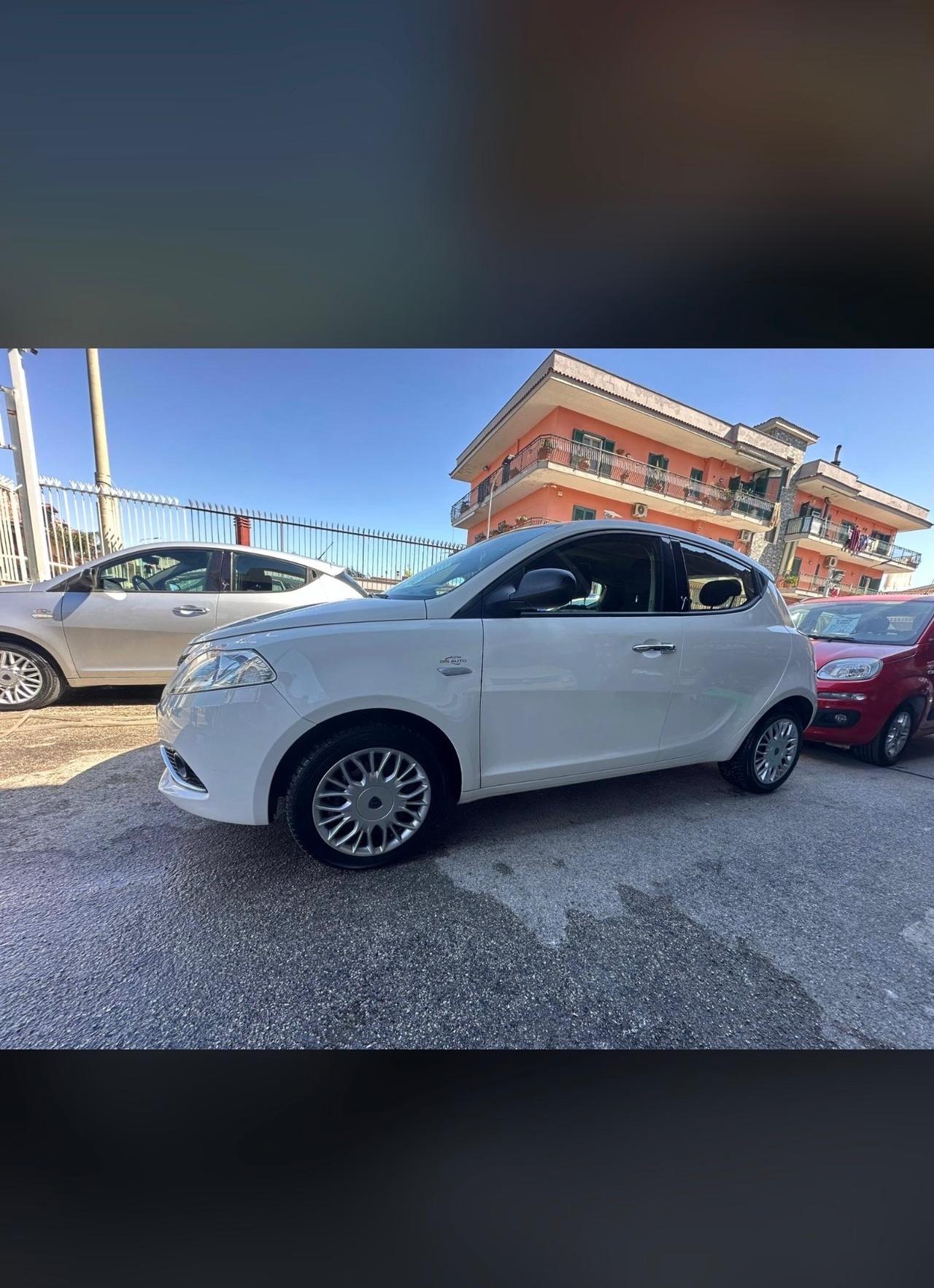 Lancia Ypsilon 1.3 MJT 16V 95 CV 5 porte S&S Gold