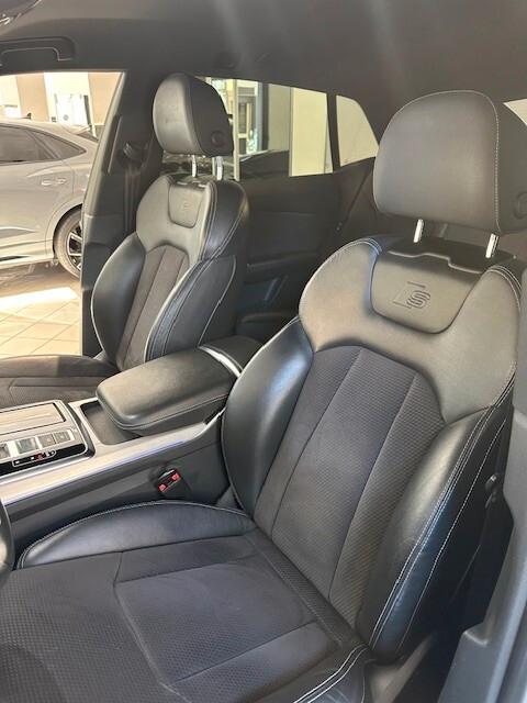 Audi Q8 50 3.0 tdi mhev S-line Edition