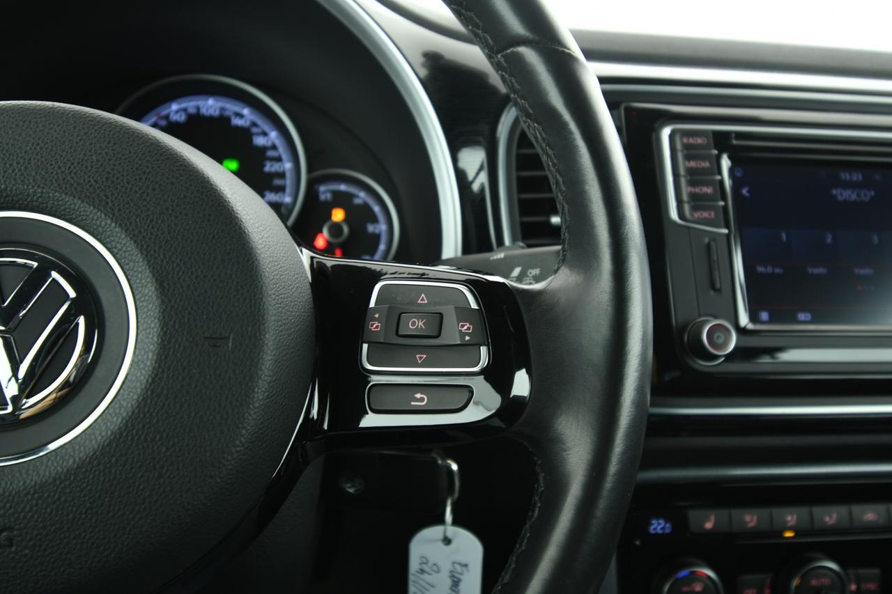 VOLKSWAGEN Maggiolino Cabrio 1.2 tsi Design 105cv DSG+APP CONNECT+C17"