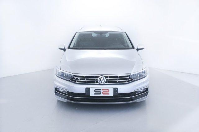 VOLKSWAGEN Passat Variant 2.0 TDI SCR 190 CV 4MOTION DSG R-LINE BMT