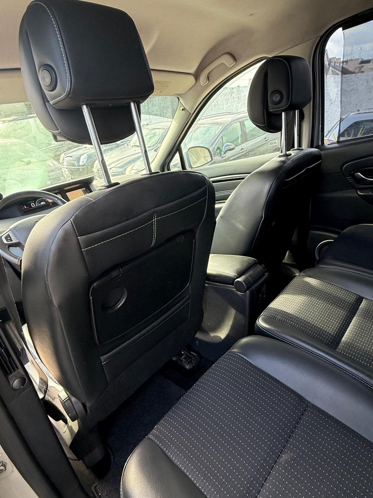 Renault Scenic X-Mod 1.6 dCi 130cv FULL