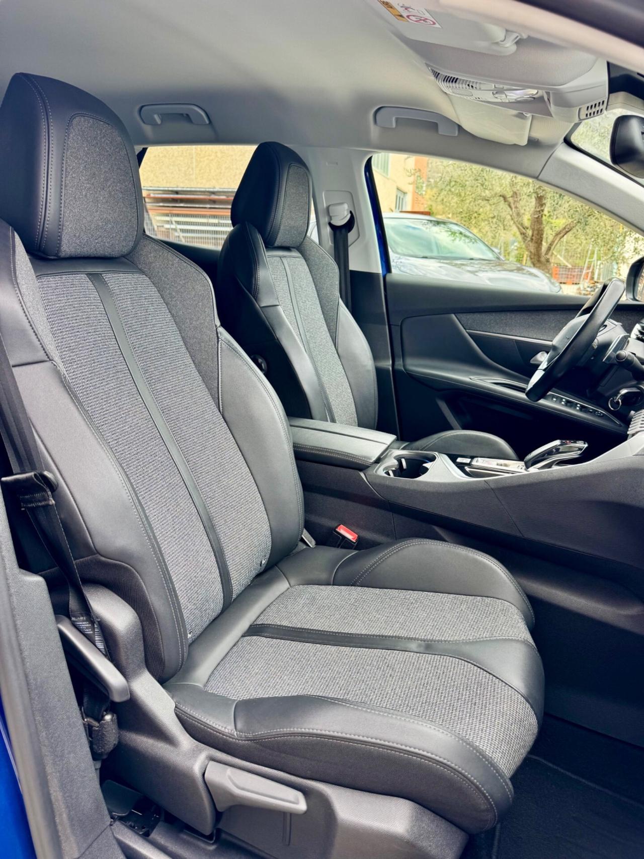 Peugeot 3008 BlueHDi 130 S&S EAT8 Allure