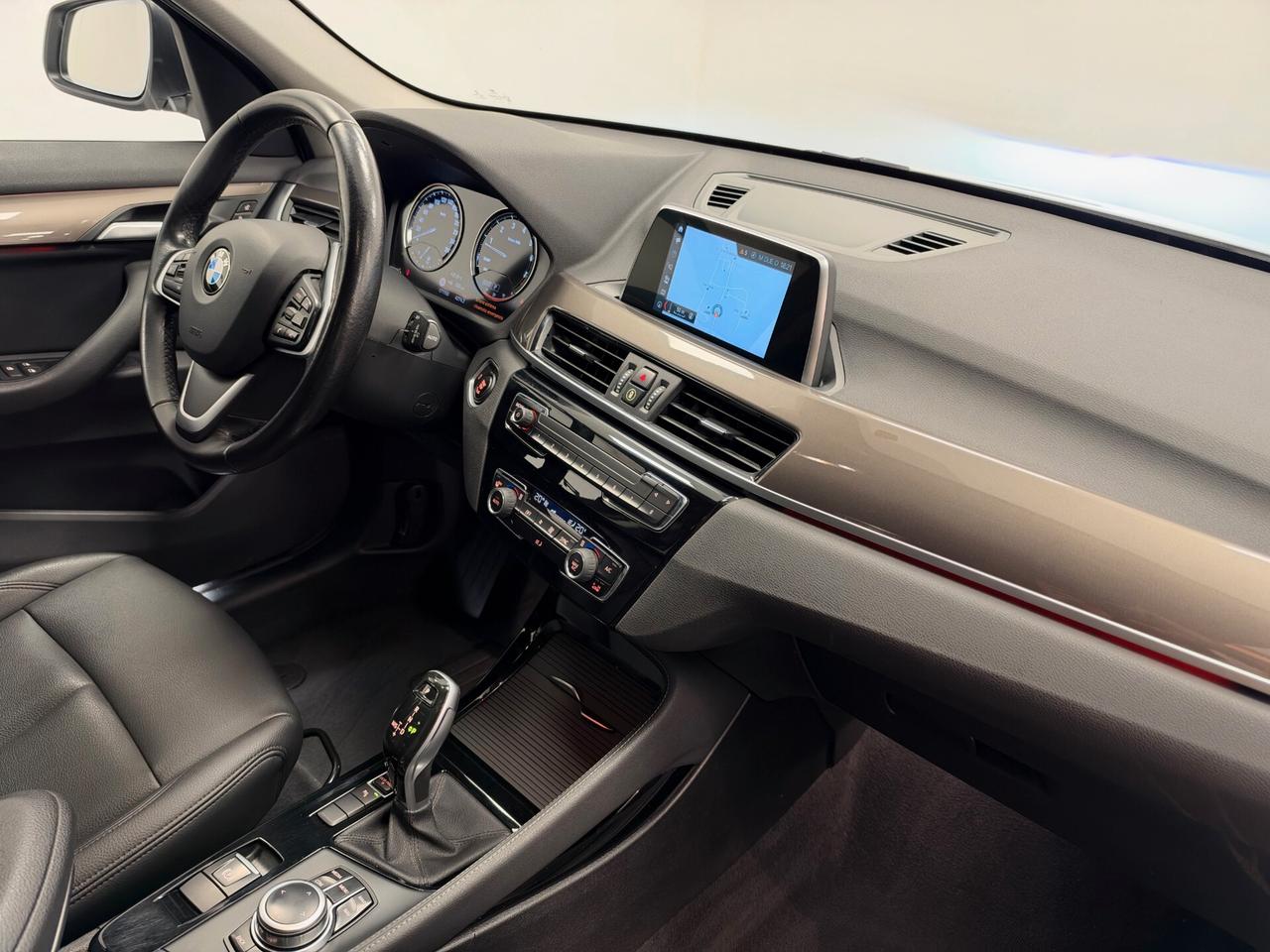 Bmw X1 sDrive20i xLine AUTOMATICO PERLATO KM CERTIFICATI