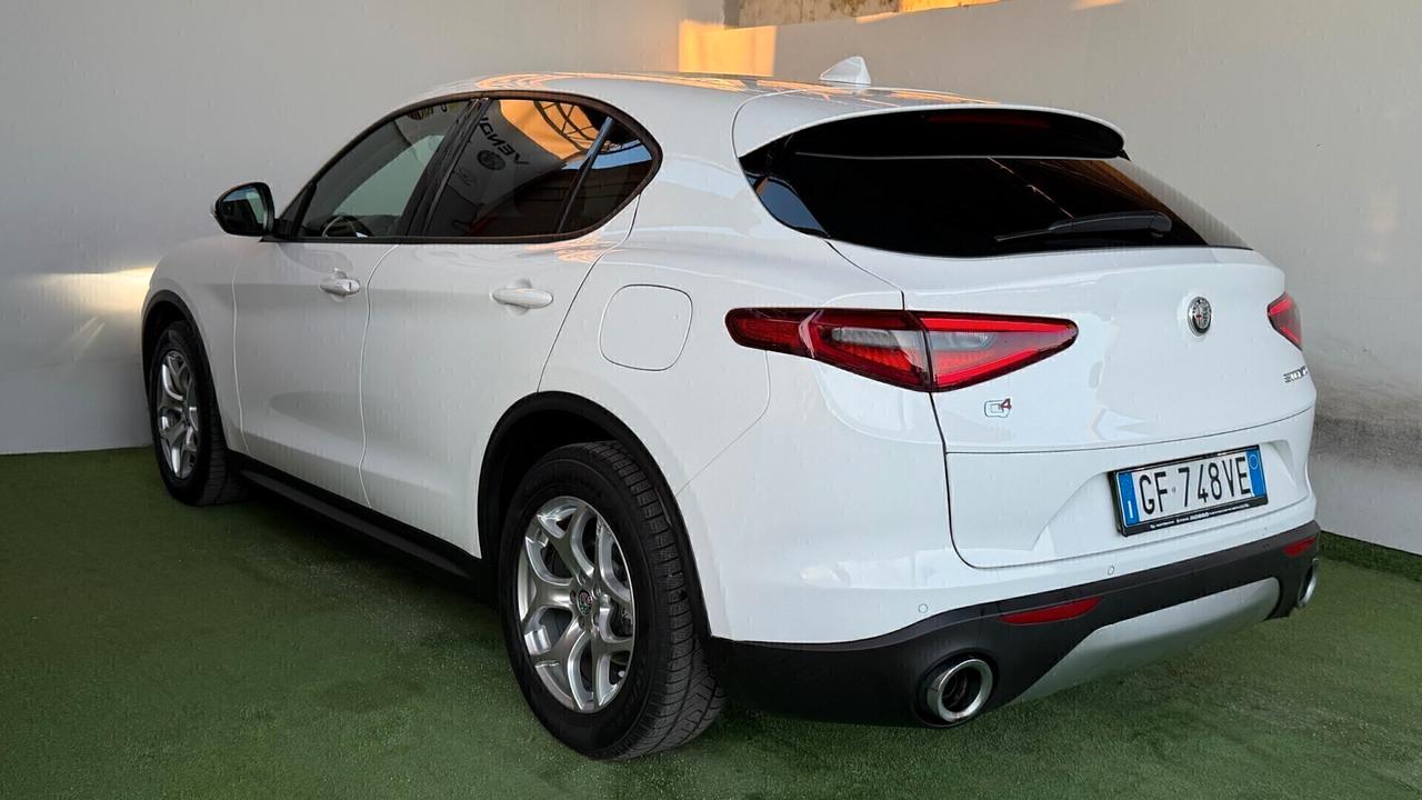 Alfa Romeo Stelvio 2.2 Turbodiesel 190 CV AT8 Q4 Executive