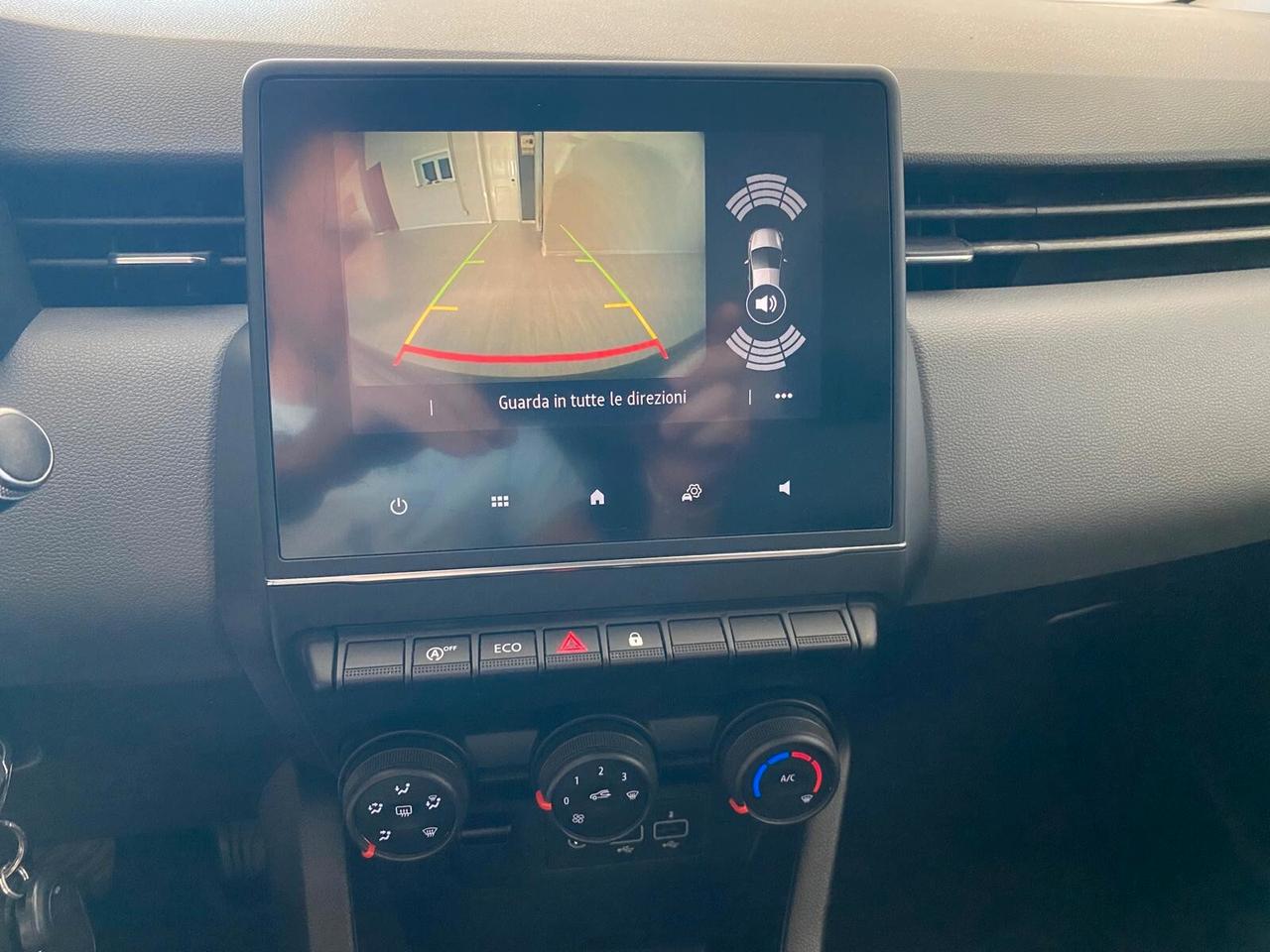 RENAULT CLIO BLUE DCI INTENS 85CV - FULL LED, RETROCAMERA, NEOPATENTATI