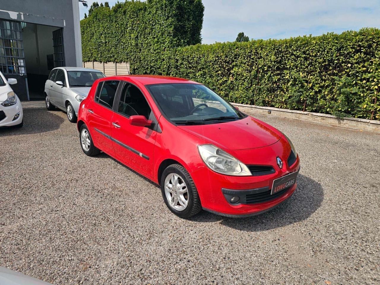 Renault Clio Storia 1.2 16V 5 porte Dynamique