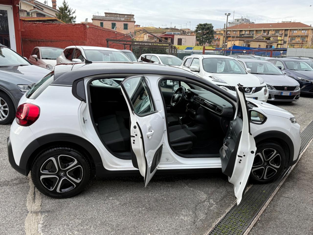 C3 Blue 1.6 HDI 75 Cv- Shine-unipro-rate-E6