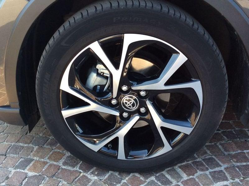 Toyota C-HR 2.0 Hybrid E-CVT Trend