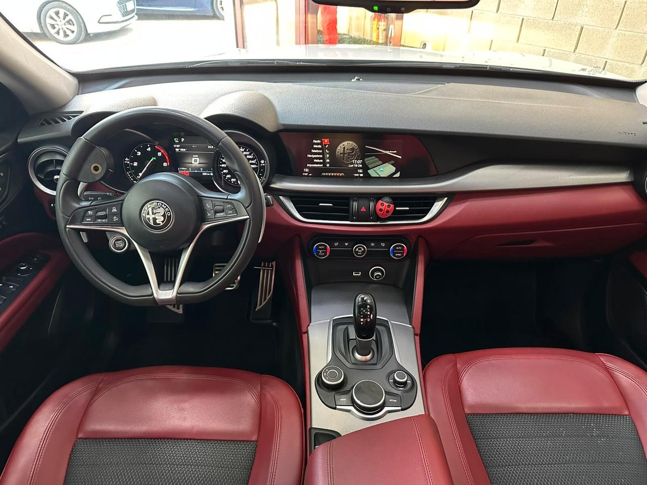 Alfa Romeo Stelvio 2.2 Turbodiesel 190 CV AT8 RWD B-Tech